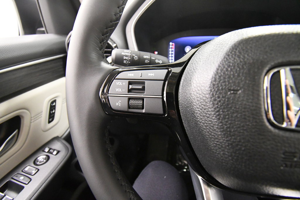 New 2026 Honda Pilot Touring image 15