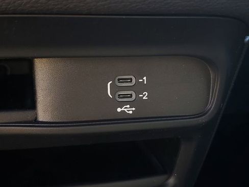 New 2026 Chrysler Pacifica Select FWD image 31
