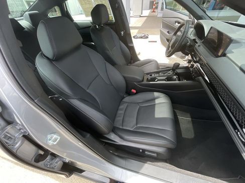 Used 2025 Honda Accord Sport image 26