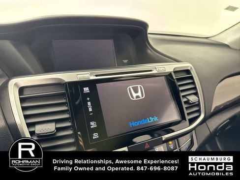 Used 2016 Honda Accord Touring image 6