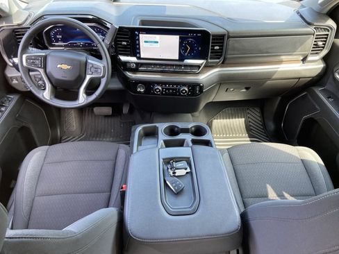 Used 2023 Chevrolet Silverado 1500 LT AWD/4WD image 43