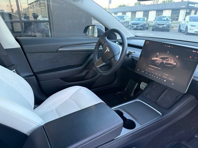 Used 2022 Tesla Model 3 Performance AWD/4WD image 11
