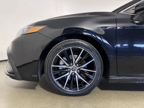 Certified 2023 Toyota Camry SE image 11