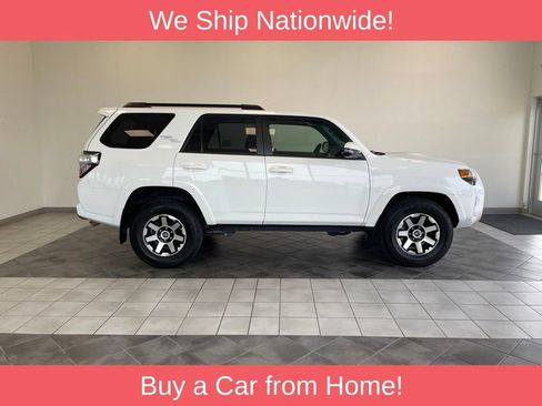 Used 2023 Toyota 4Runner TRD Off-Road Premium w/ Moonroof Package AWD/4WD image 5