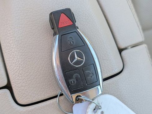 Used 2014 Mercedes-Benz E 350 Cabriolet image 32