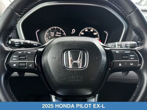 Certified 2025 Honda Pilot EX-L image 27