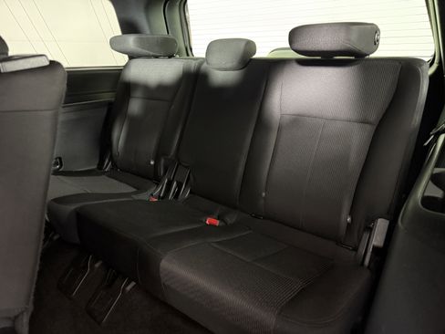 Certified 2020 Ford Expedition XLT image 15