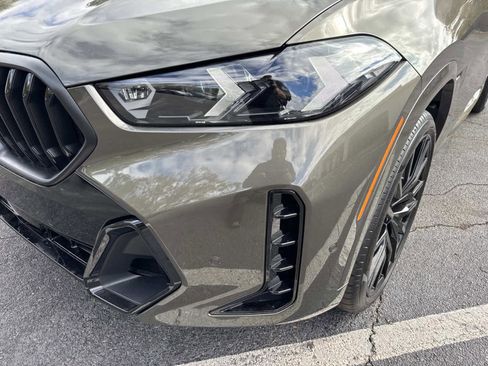 New 2026 BMW X6 xDrive40i w/ Executive Package image 9