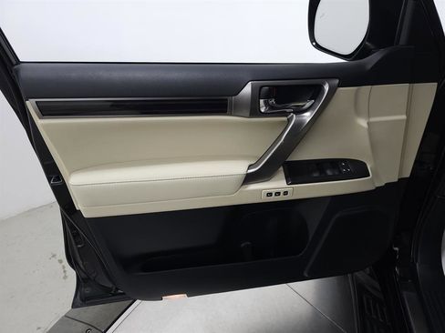 Certified 2023 Lexus GX 460 Premium image 15