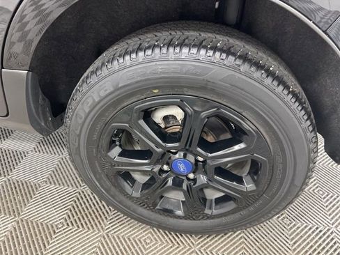 Used 2022 Ford EcoSport SE image 8
