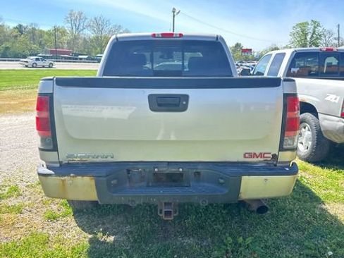 Used 2008 GMC Sierra 1500 Denali AWD/4WD image 4