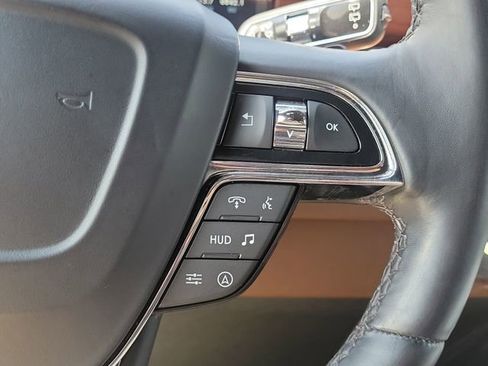 Certified 2023 Lincoln Navigator L Reserve RWD image 21