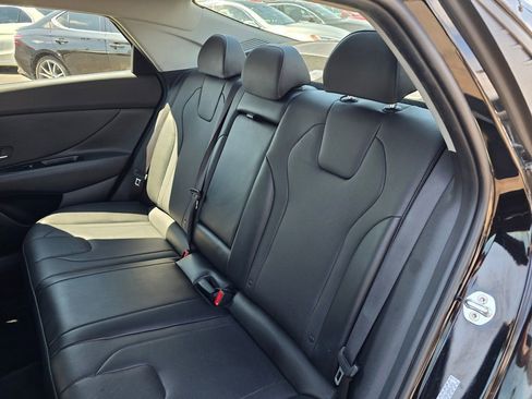 Used 2022 Hyundai Elantra Limited w/ Cargo Package image 20