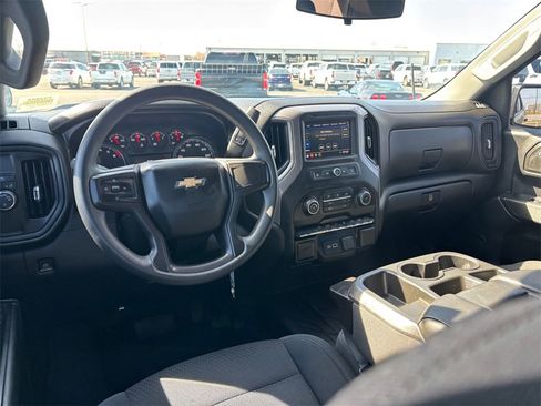 Used 2021 Chevrolet Silverado 1500 Custom image 24