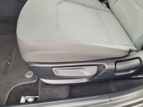 Used 2025 Kia K4 LXS image 25