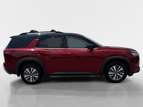 Used 2022 Nissan Pathfinder SL image 6