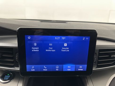 Certified 2021 Ford Explorer XLT w/ Equipment Group 202A image 17