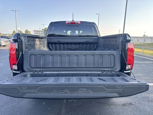 New 2026 Chevrolet Colorado LT w/ LT Convenience Package RWD image 28