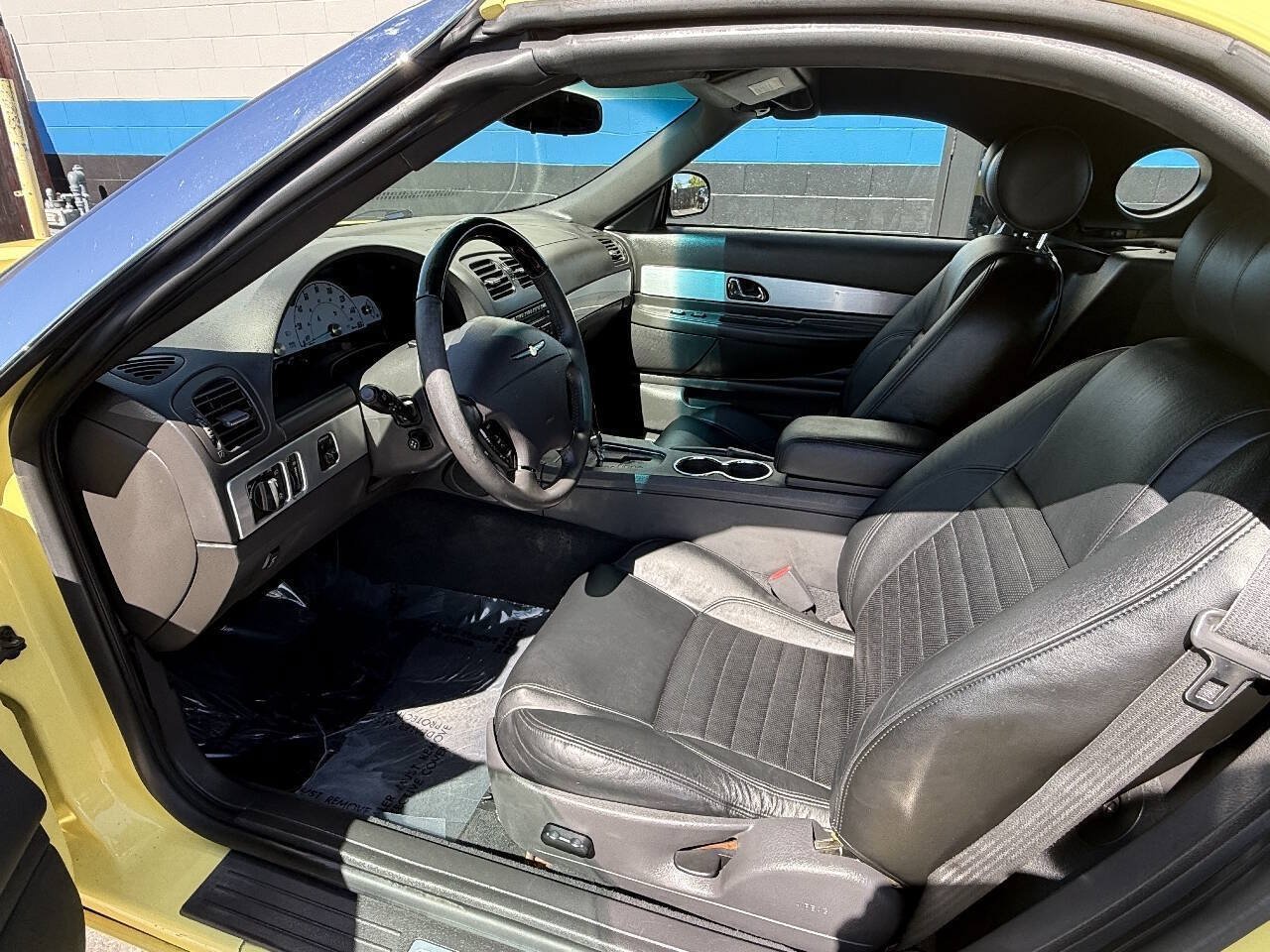 Used 2002 Ford Thunderbird RWD image 8