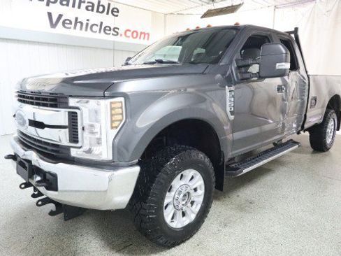 Used 2019 Ford F350 XL w/ STX Appearance Package AWD/4WD image 2