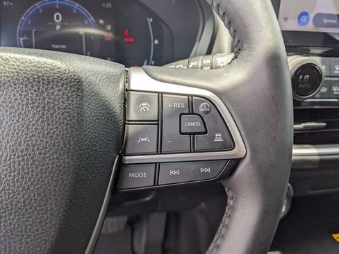 Used 2024 Toyota Grand Highlander FWD image 34