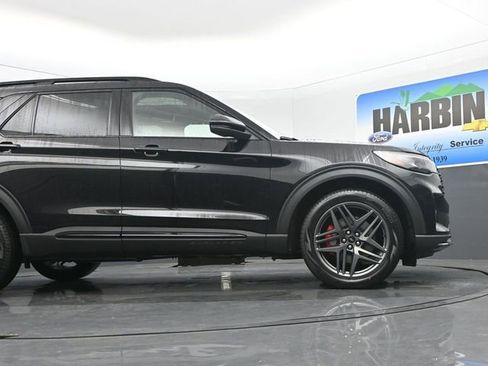 New 2026 Ford Explorer ST w/ Sun And Sound Package image 24