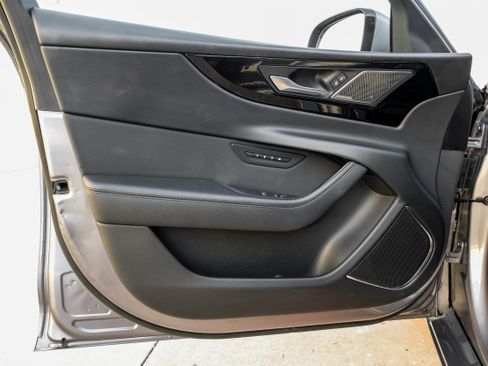 Used 2020 Jaguar XE S image 44