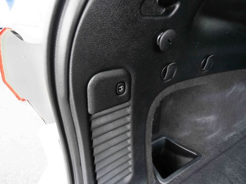 Used 2016 Jeep Grand Cherokee Limited image 28