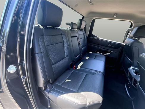 Used 2022 Toyota Tundra Limited w/ Power Package AWD/4WD image 20