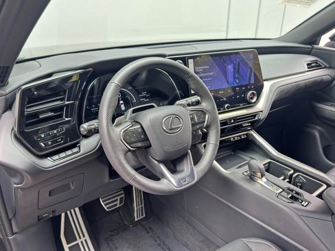 Used 2024 Lexus TX 500h AWD w/ Technology Package image 14