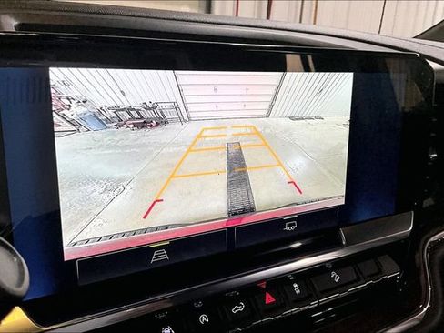 Used 2023 Chevrolet Silverado 1500 LT Trail Boss w/ LPO, Dark Essentials Package image 24