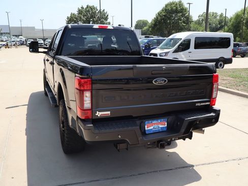 Used 2022 Ford F250 XLT w/ Black Appearance Package AWD/4WD image 25
