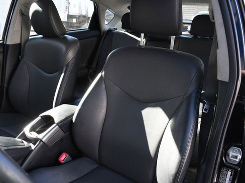 Used 2012 Toyota Prius Four image 17