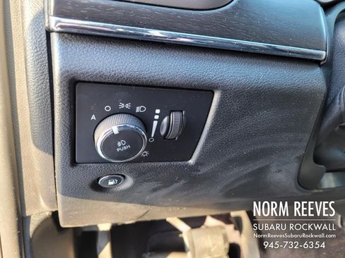 Used 2018 Jeep Grand Cherokee Limited image 28