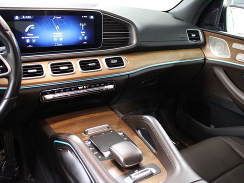 Used 2021 Mercedes-Benz GLS 450 4MATIC image 27