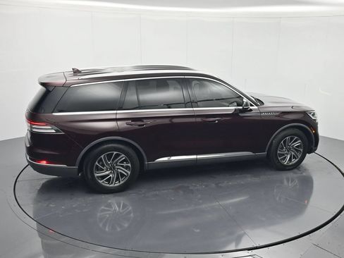 Used 2020 Lincoln Aviator 2WD w/ Class IV Trailer Tow Package image 31