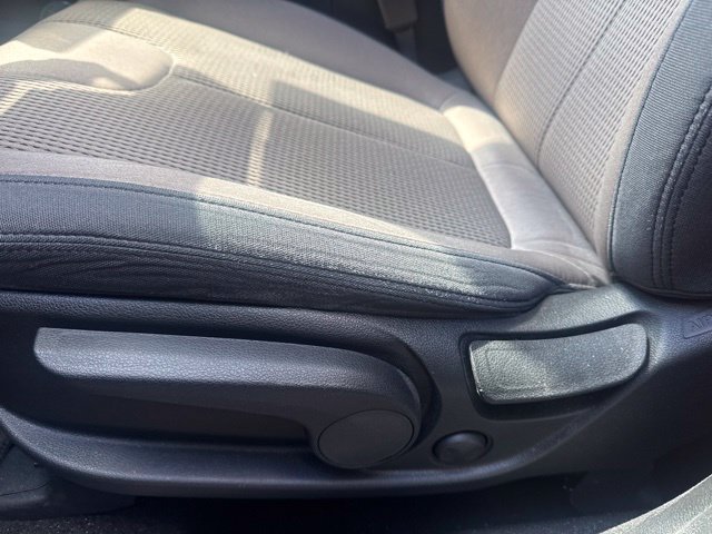 Used 2022 Hyundai Santa Fe SE FWD image 12