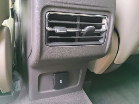 Used 2021 Lincoln Corsair FWD w/ Convenience Package image 77