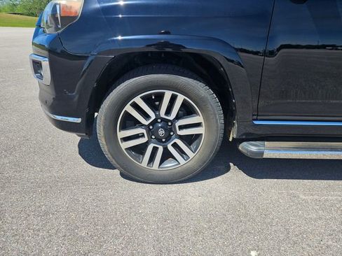 Used 2017 Toyota 4Runner Limited image 27