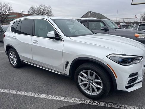 Certified 2023 BMW X5 xDrive40i w/ Executive Package image 4