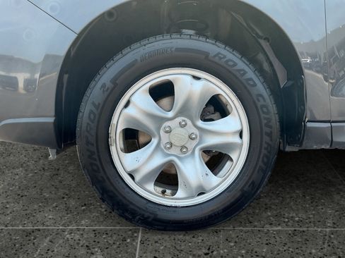 Used 2014 Subaru Forester 2.5i AWD/4WD image 14