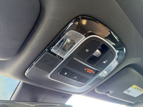 Used 2020 Hyundai Sonata Limited image 22