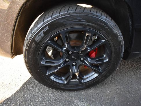 Used 2014 Jeep Grand Cherokee SRT AWD/4WD image 34