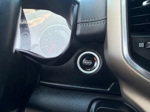 Used 2019 RAM 1500 Laramie AWD/4WD image 23