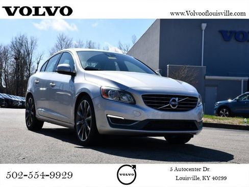 Used 2015 Volvo S60 T5 Premier image 1