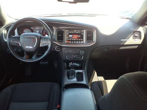 Used 2022 Dodge Charger SXT w/ Blacktop Package AWD/4WD image 12