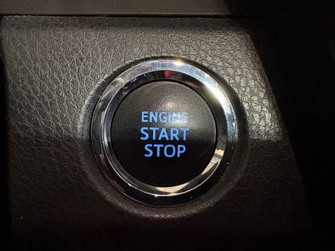 Certified 2020 Toyota Camry XSE image 22