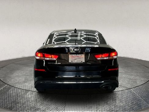Used 2020 Kia Optima LX image 7
