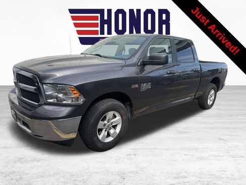 Used 2021 RAM 1500 Classic SLT image 1