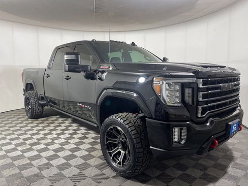 Used 2022 GMC Sierra 2500 AT4 w/ AT4 Preferred Package image 2